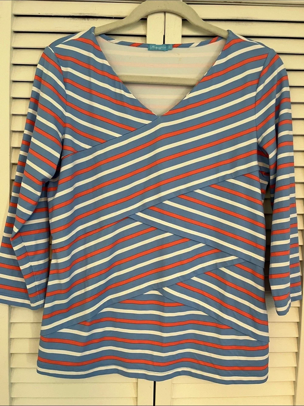 J McLaughlin V Neck 3/4 Sleeve Top Sz Medium